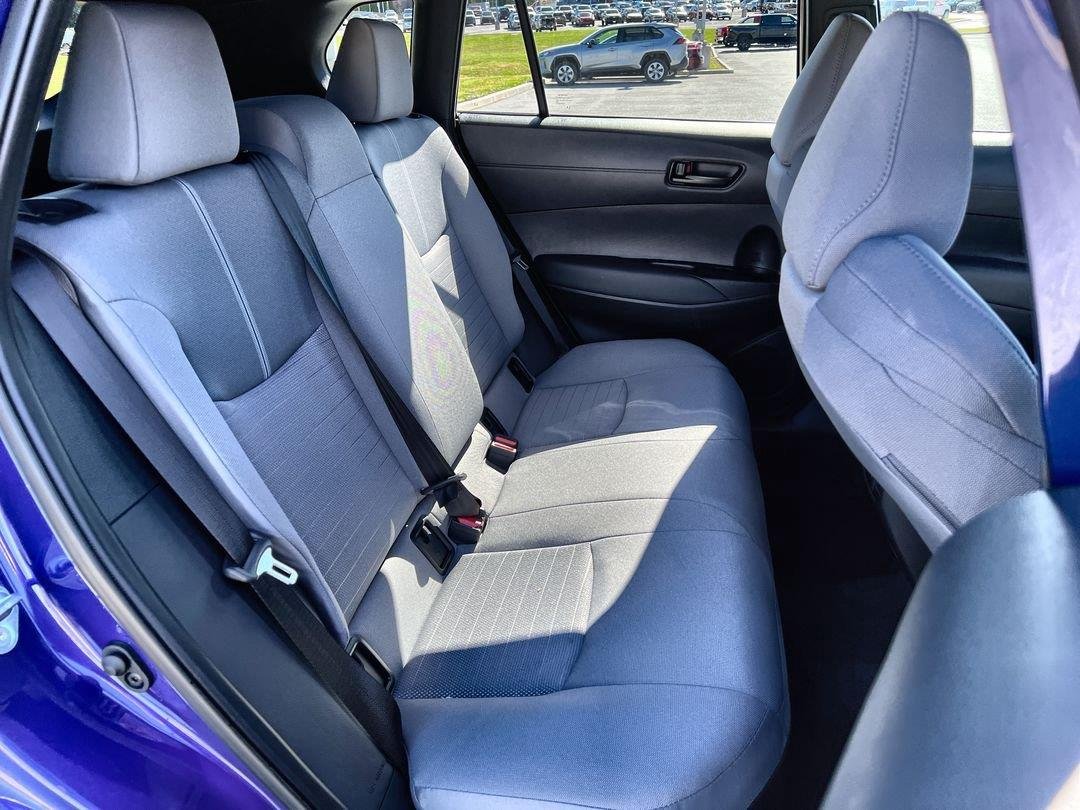 Used 2025 Blue Crush Metallic w/Jet Black Roof Toyota Hybrid SE image 23