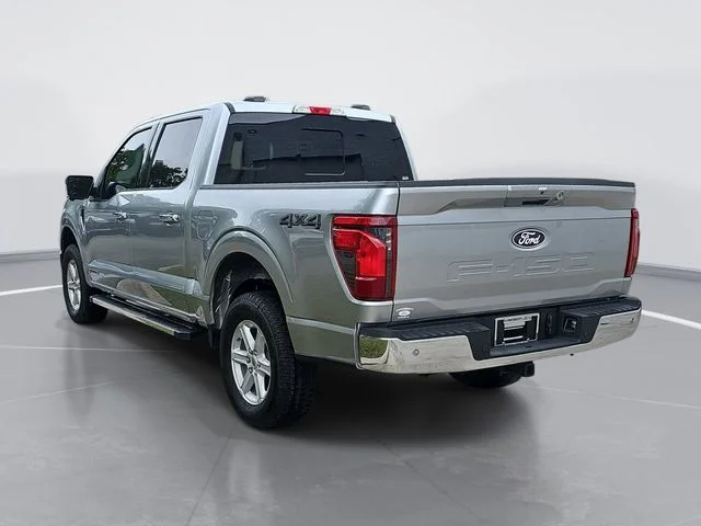 Used 2025 Silver Ford XLT image 5