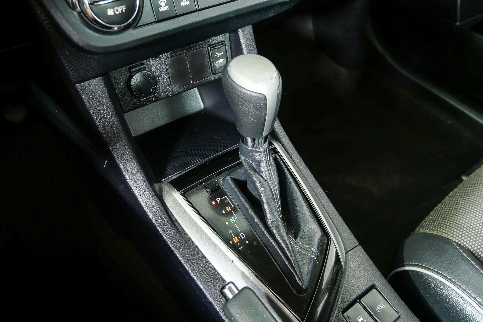 Used 2014 Super White Toyota S Plus image 15