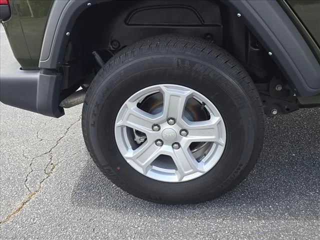 Used 2022 Green Jeep Unlimited Sport S image 31