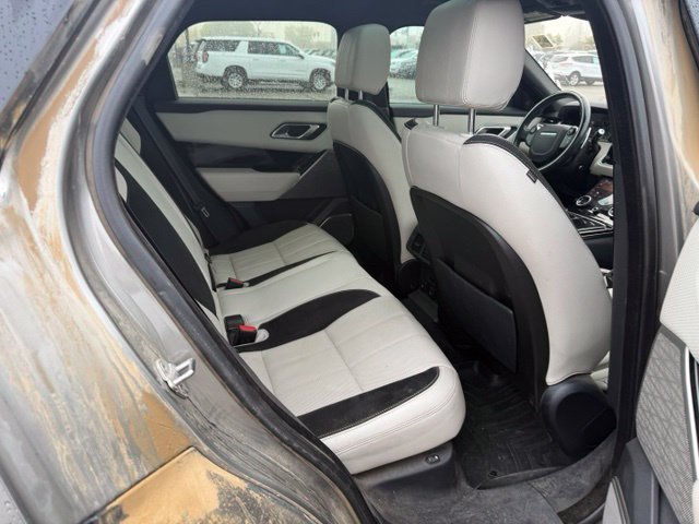 Used 2018  Land Rover SE R-Dynamic image 13