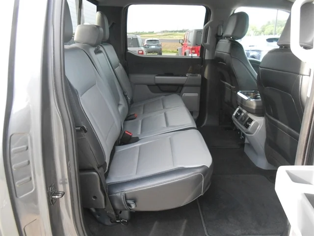 Used 2023 Gray FORD  image 6
