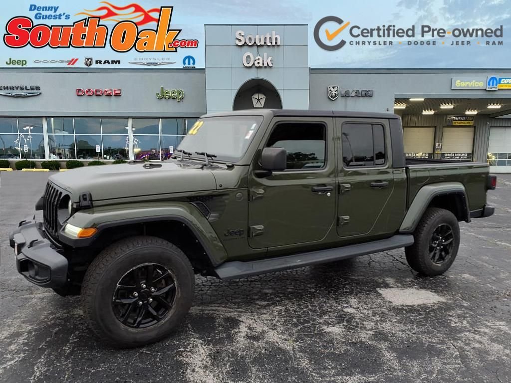 Used 2022 Green Jeep Sport image 4