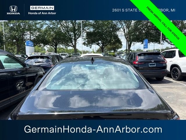 Certified Used 2024 Crystal Black Pearl Honda LX image 5
