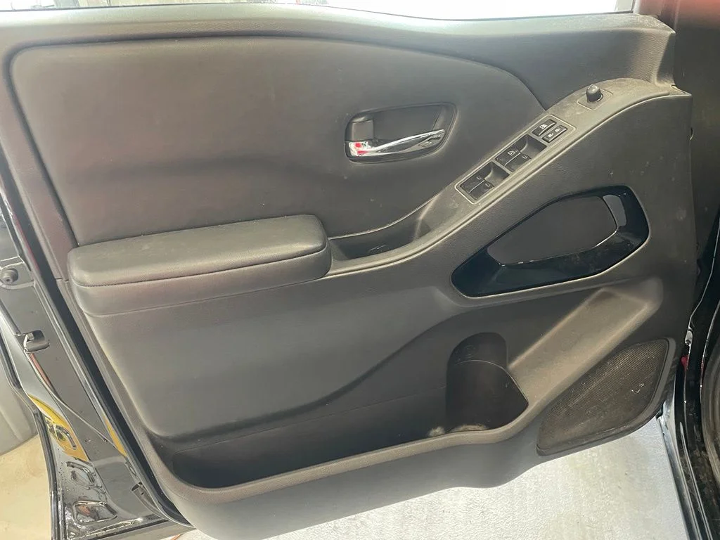 Used 2023 Black Nissan SV image 9