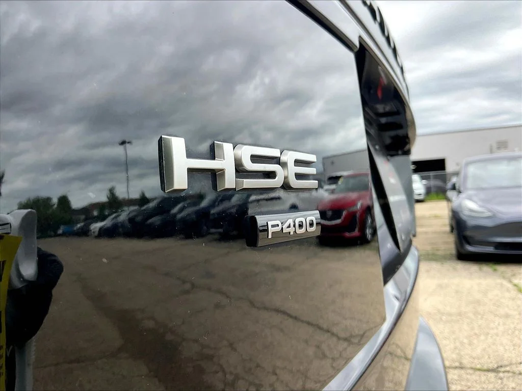 Used 2022 Santorini Black Metallic Land Rover Westminster image 24