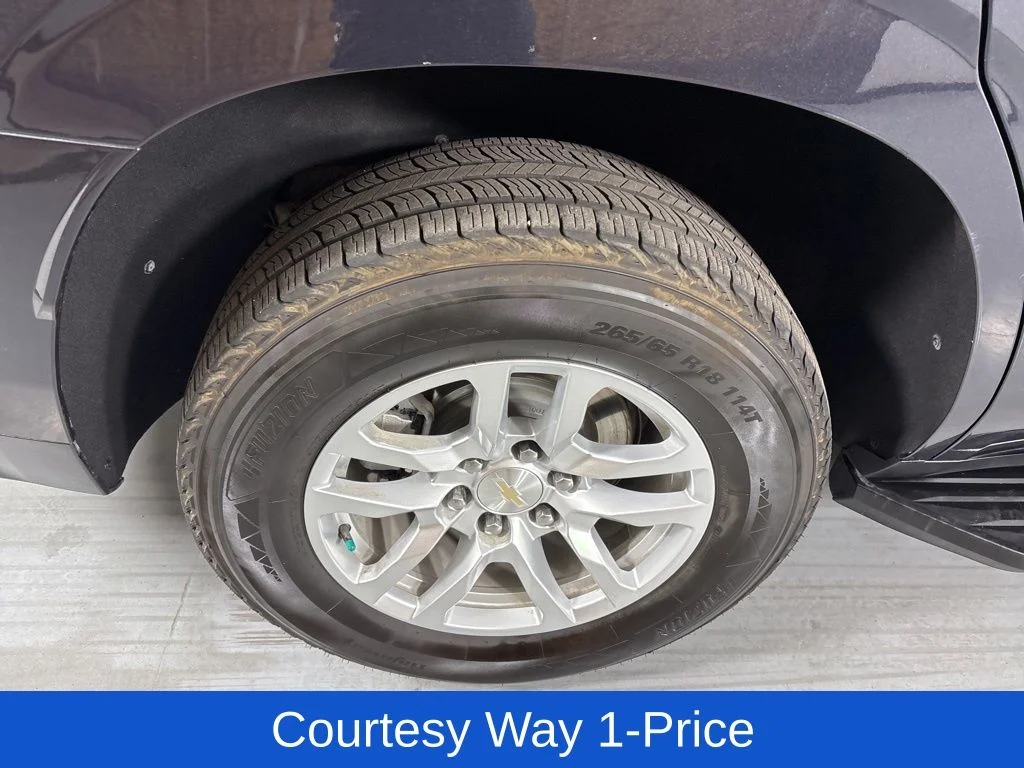 Used 2023 Gray Chevrolet LT image 13