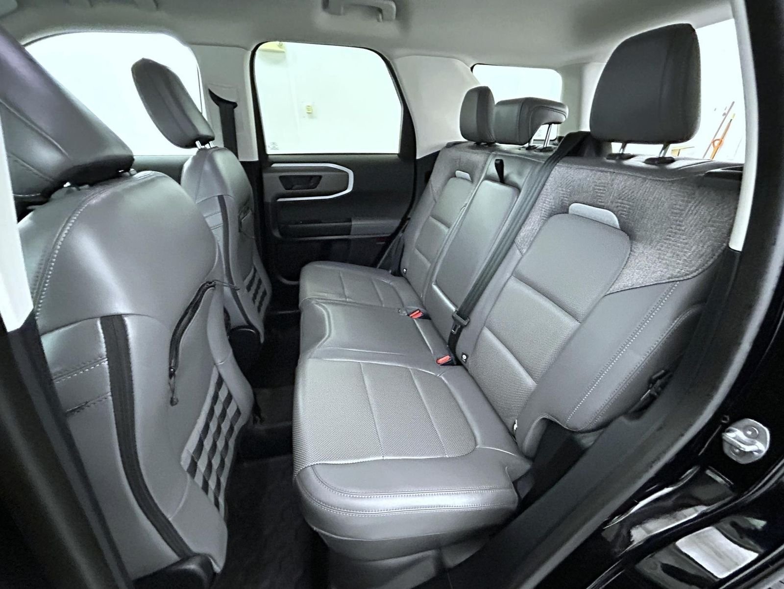 Used 2025 Black Ford Badlands image 19
