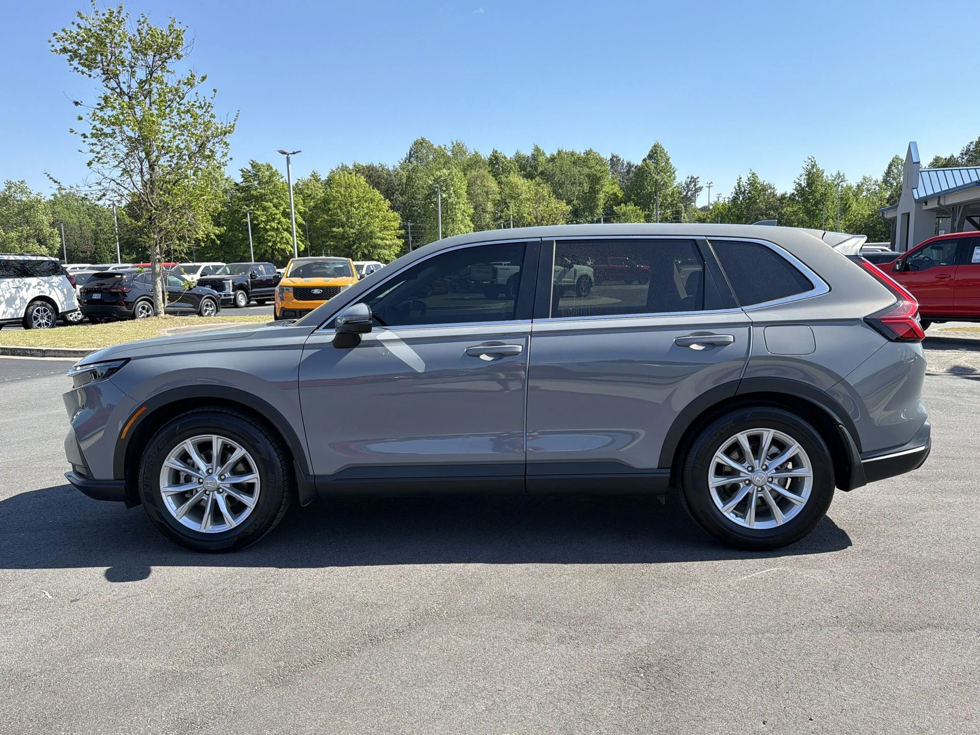 Certified Used 2025 Silver Honda EX image 25