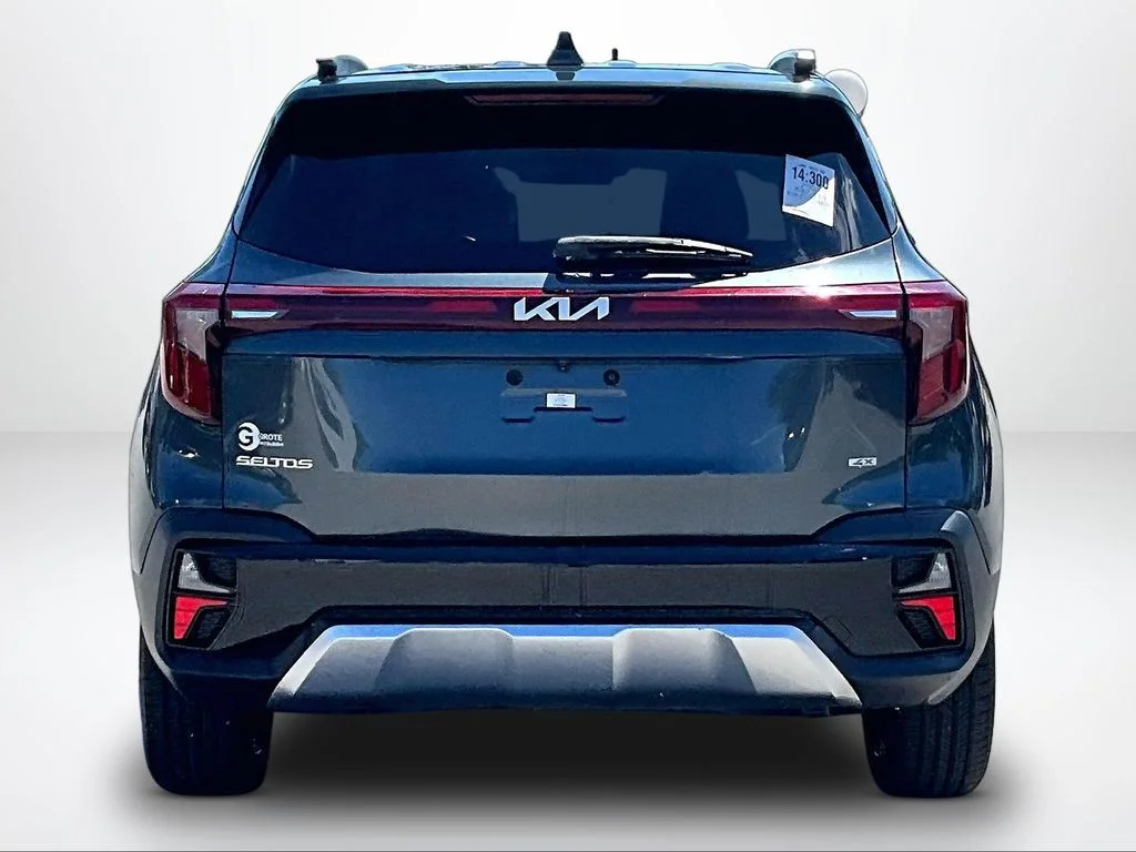 Used 2024 Gray Kia EX image 5