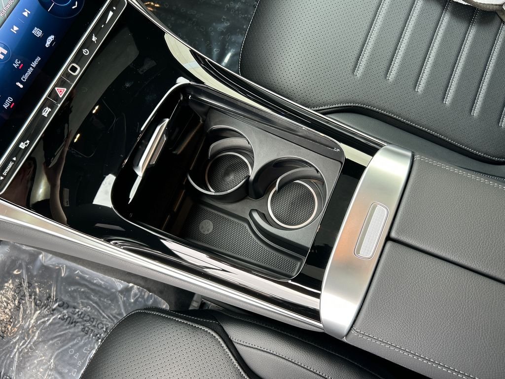 New 2026 Polar White Mercedes-Benz GLC 300 image 22