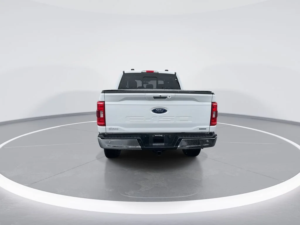 Used 2023 White Ford XLT image 7