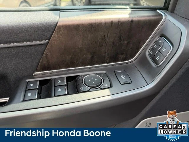 Used 2024 Gray Ford Lariat image 39