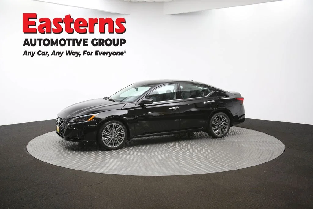 Used 2023 Black Nissan 2.5 SL image 58