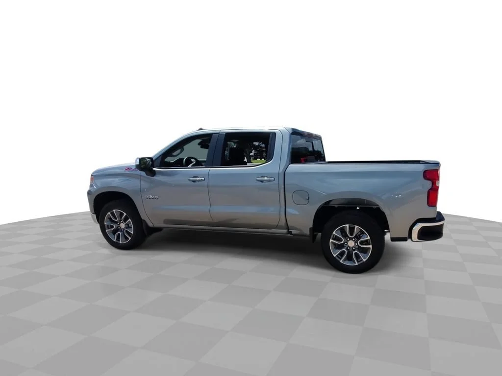 New 2026 Sterling Gray Metallic Chevrolet LT image 6