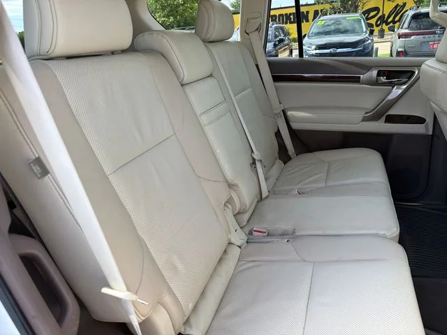 Used 2019  Lexus 460 image 27