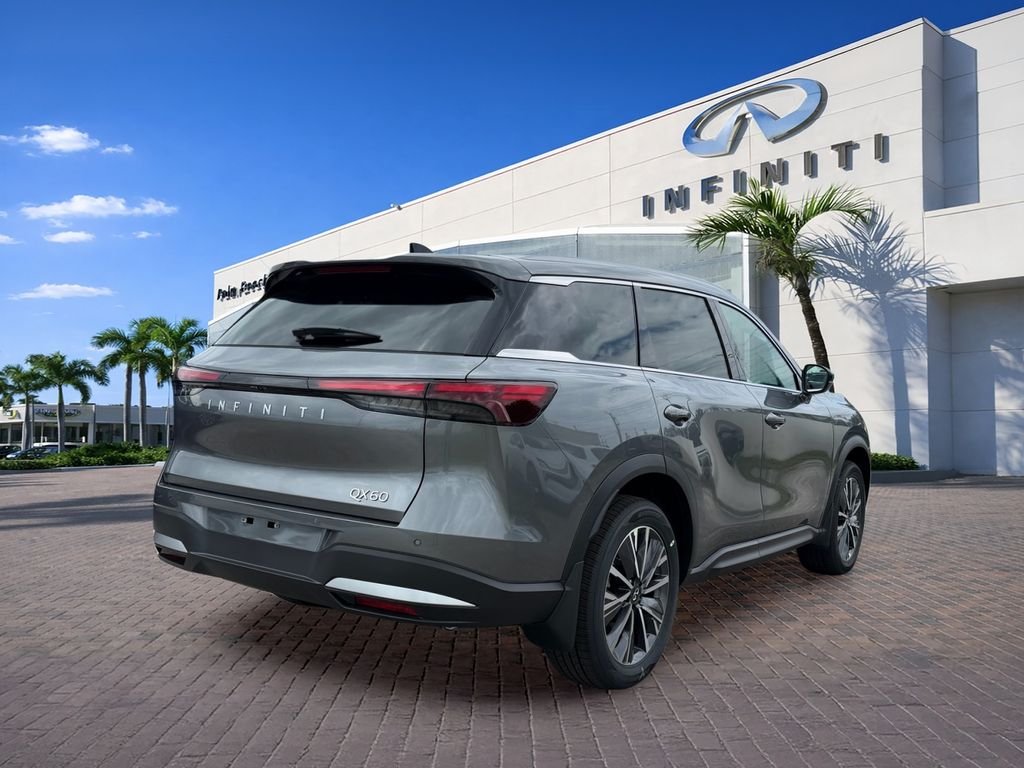 New 2027 GRAPHITE SHADOW INFINITI Luxe FWD image 7