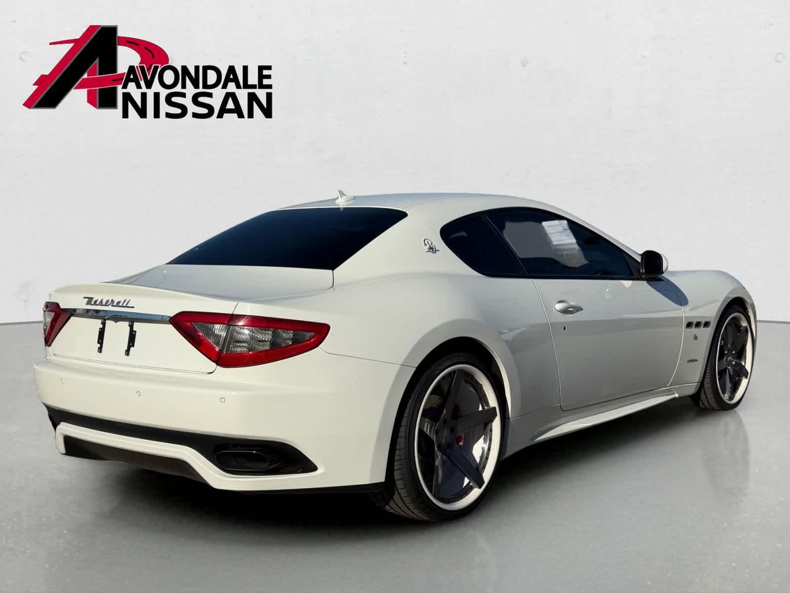Used 2014 White Maserati Sport image 6
