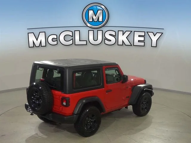 Used 2025 Red Jeep Sport image 29