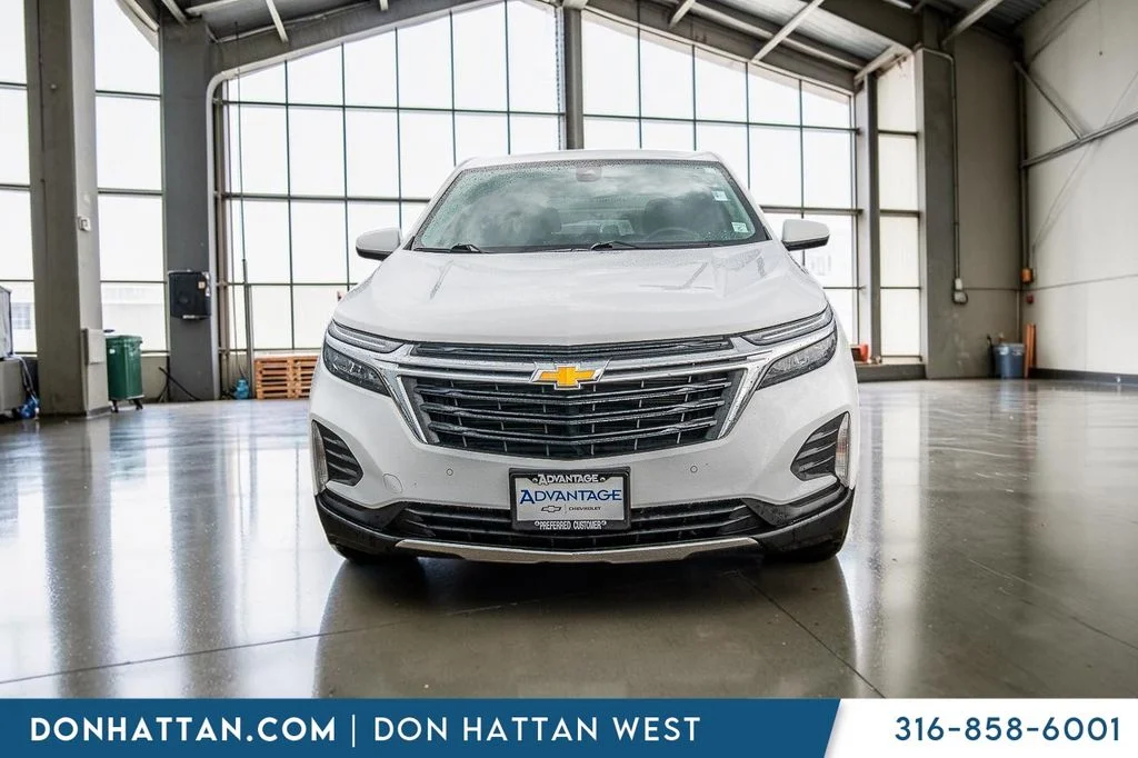 Used 2024 White Chevrolet LT image 24