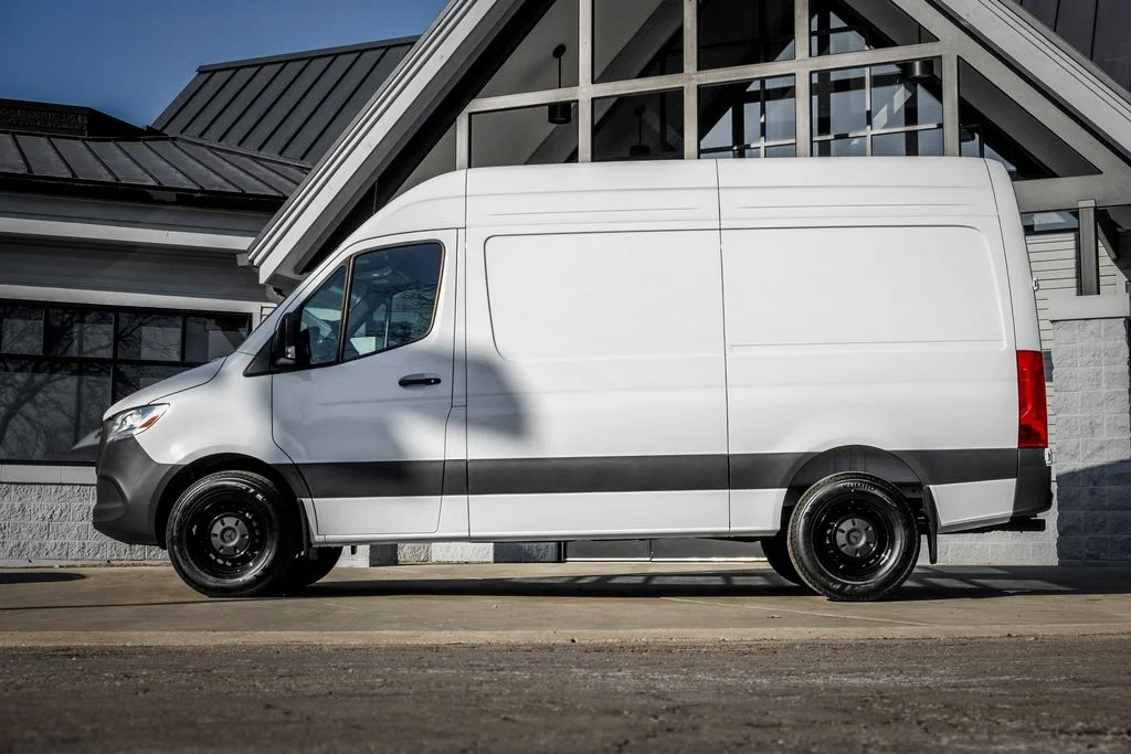 Used 2026 Arctic White Mercedes-Benz Cargo 144 WB image 3