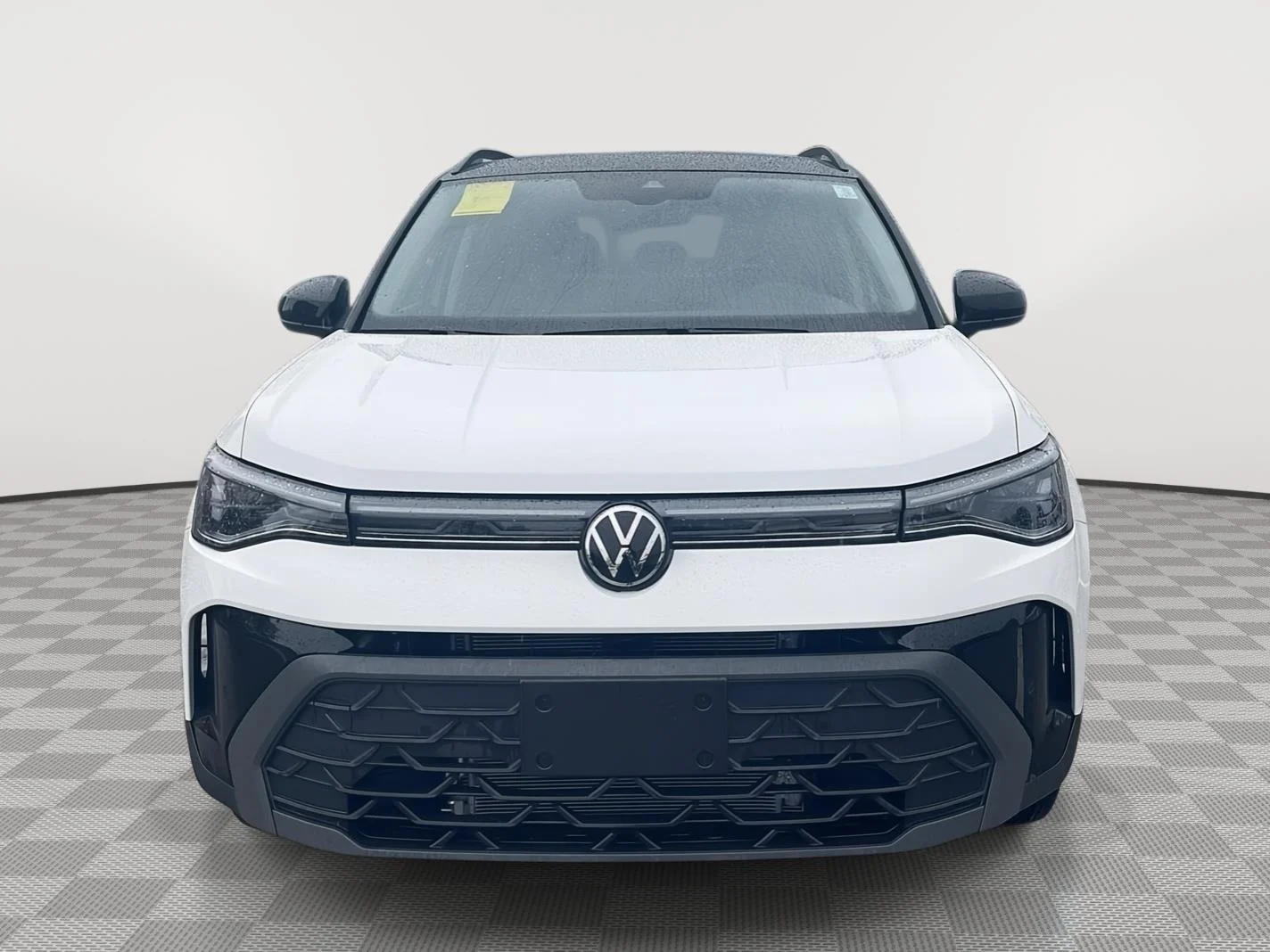 New 2026 Pure White w/Deep Black Roof Volkswagen SE Black image 3
