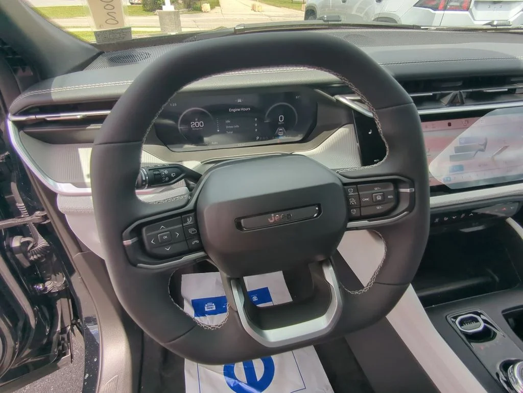 2026 Jeep Cherokee Laredo - Photo 21