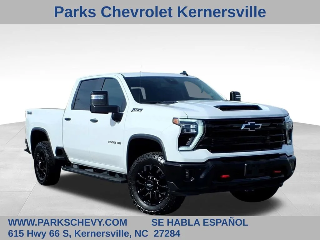 2026 Chevrolet Silverado HD LT 4WD Crew Cab Standard Box's photo