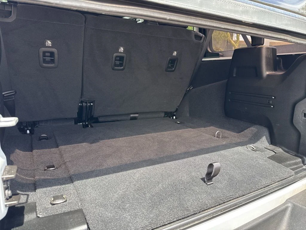 Used 2022 White Jeep Unlimited Willys image 21
