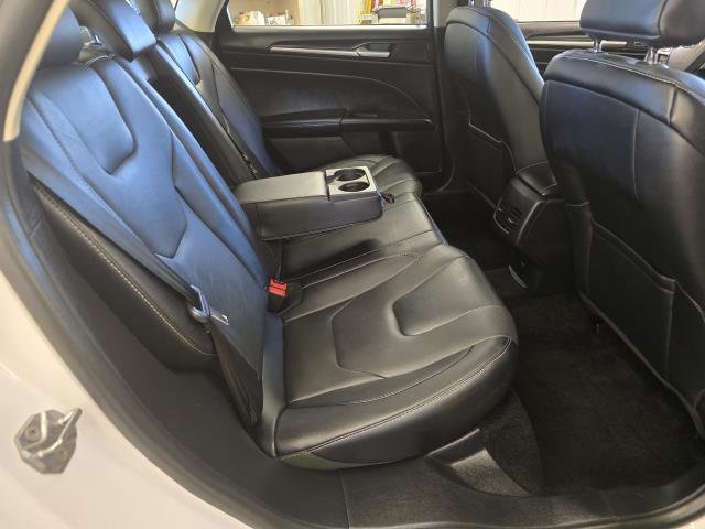 Used 2018 White Platinum Tri-Coat Metallic FORD TITANIUM image 12