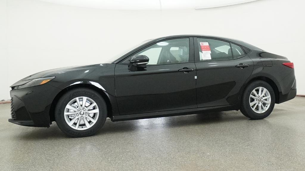 New 2026 Midnight Black Metallic Toyota LE image 21