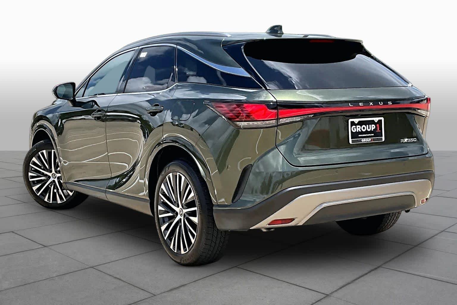 Used 2025 Nori Green Pearl Lexus Premium Plus image 12