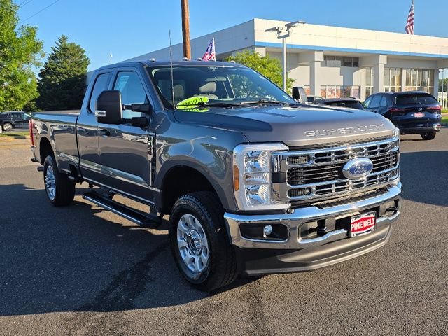 2024 Ford F-350 Super Duty XLT - Photo 9