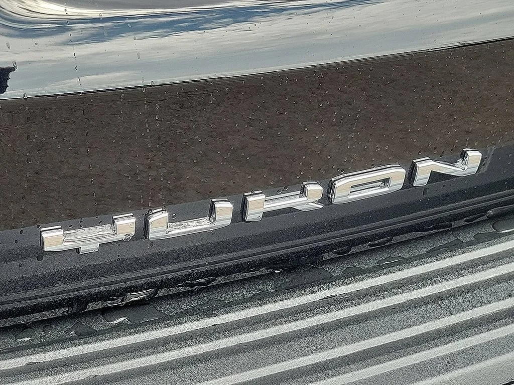 New 2026 Onyx Black GMC Denali image 9