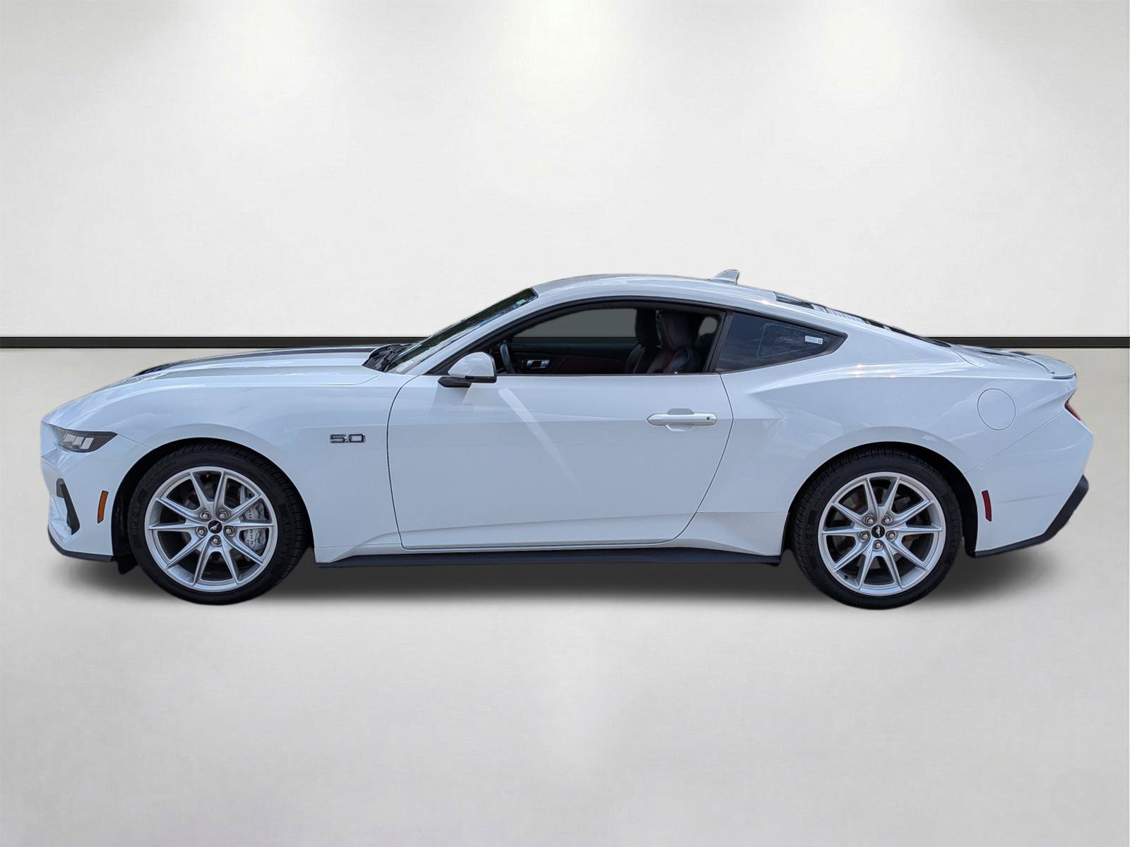 Used 2024 Oxford White Ford GT Premium image 7