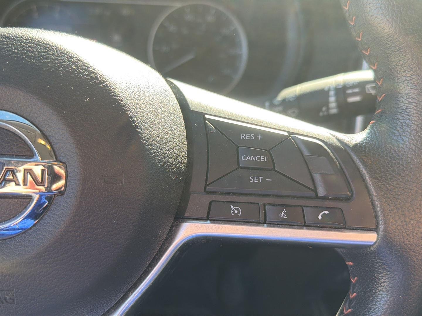 Used 2020 Gun Metallic/Monarch Orange Nissan SR image 11