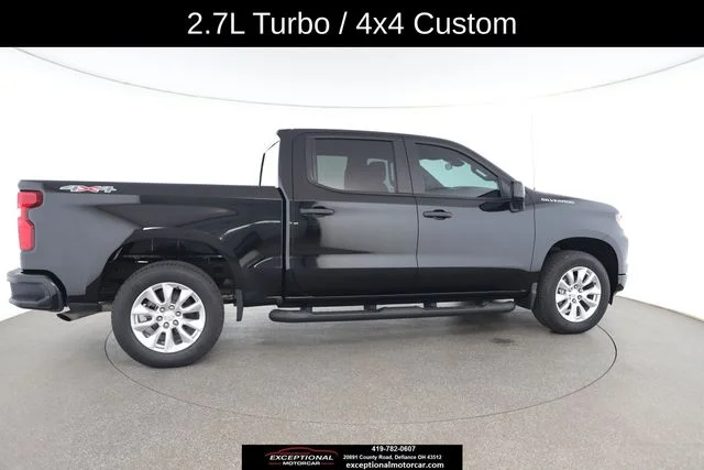 Used 2023 Black Chevrolet Custom image 21