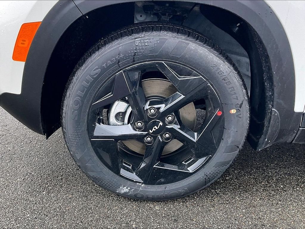 New 2026 Snow White Pearl Kia EX image 7