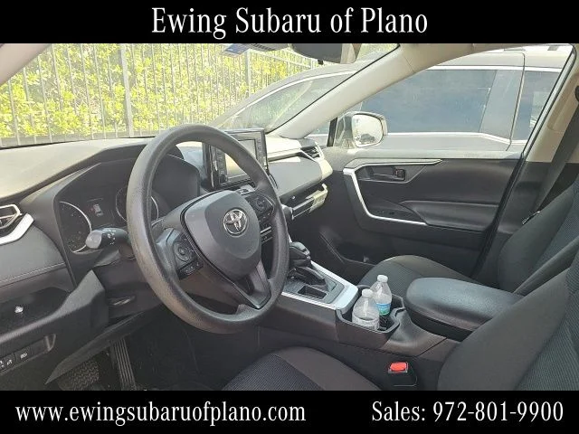 Used 2022 White Toyota LE image 5