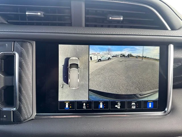 Used 2024 Silver GMC Denali image 21