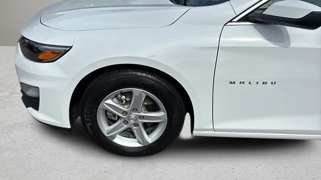 Used 2024 White Chevrolet LS image 33