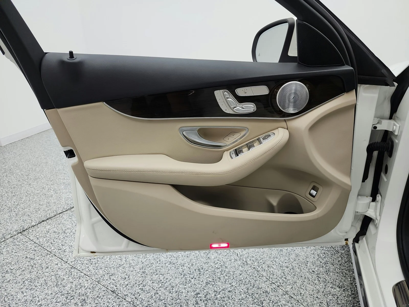 Used 2021 Polar White Mercedes-Benz C 300 Sedan image 12