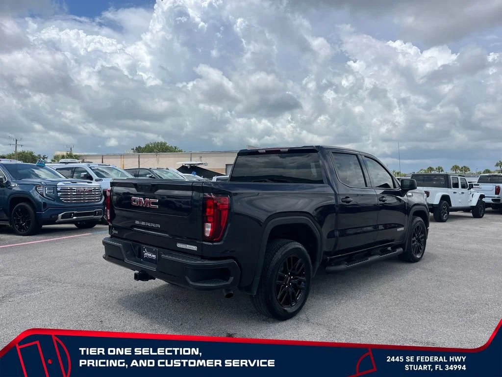 Used 2025 Titanium Rush Metallic GMC Elevation image 7