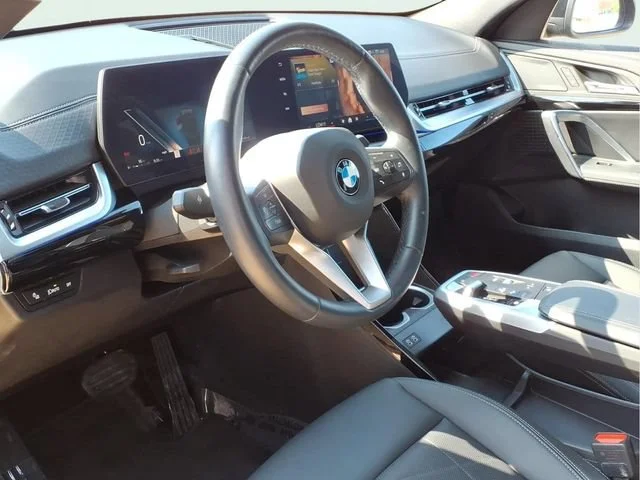 Used 2026  BMW xDrive28i image 8