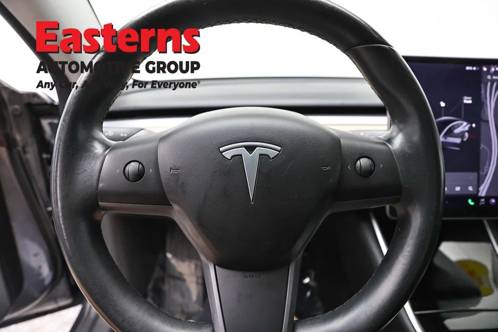 Used 2018 Gray Tesla Long Range image 10
