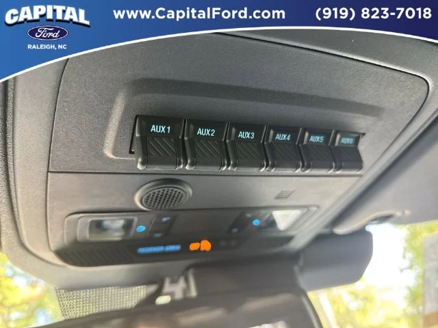 Used 2025 Beige Ford Badlands image 32