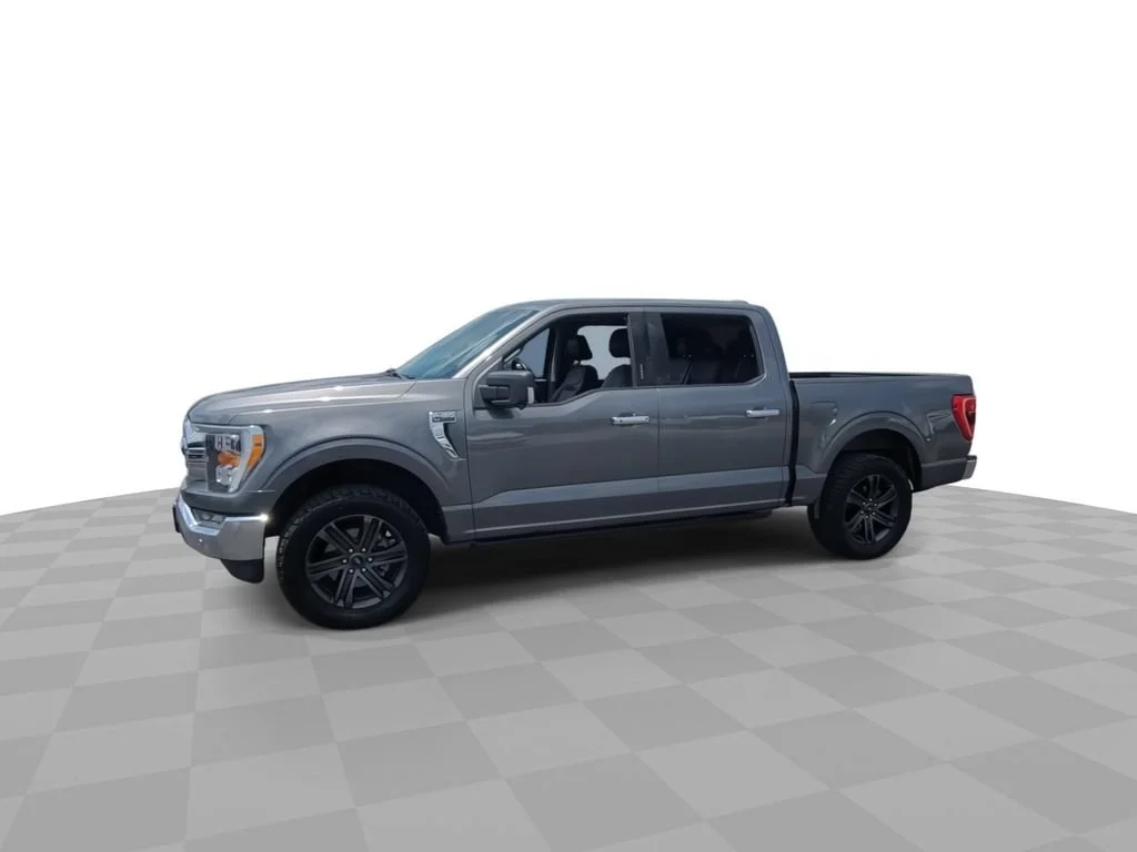 Used 2021 Gray Ford XLT image 4