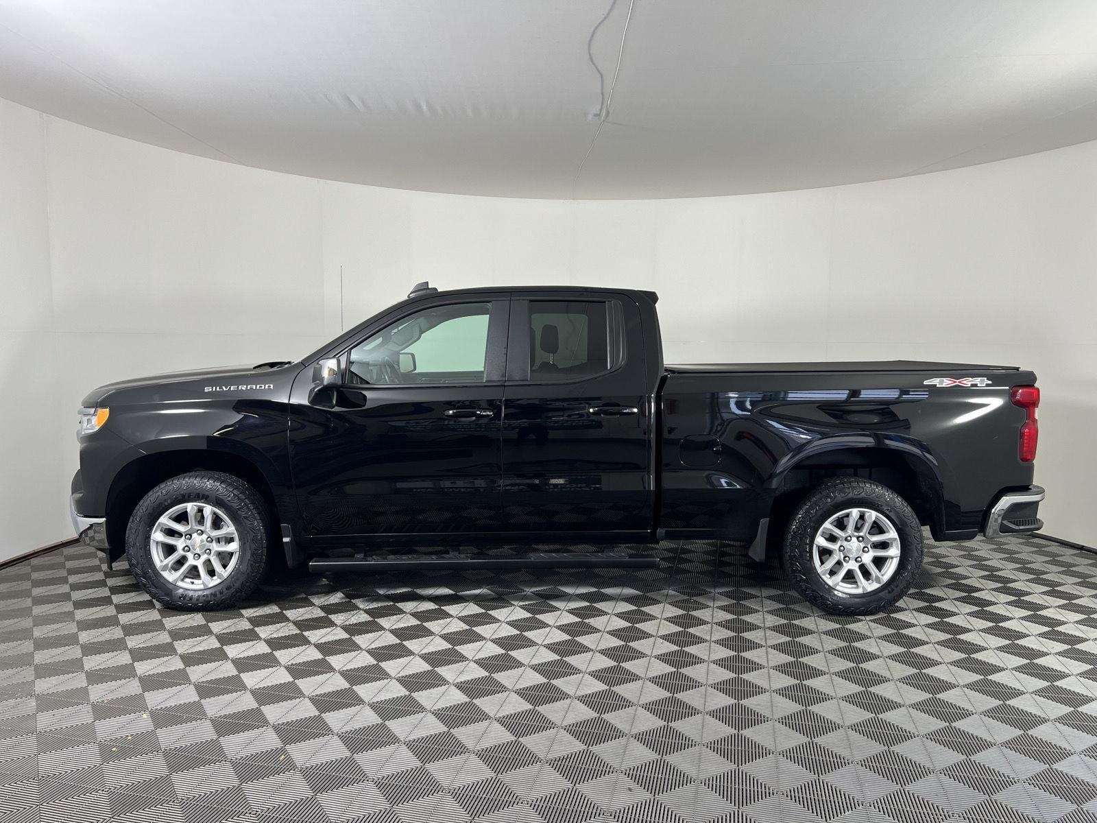 Used 2024 Black Chevrolet LT image 26