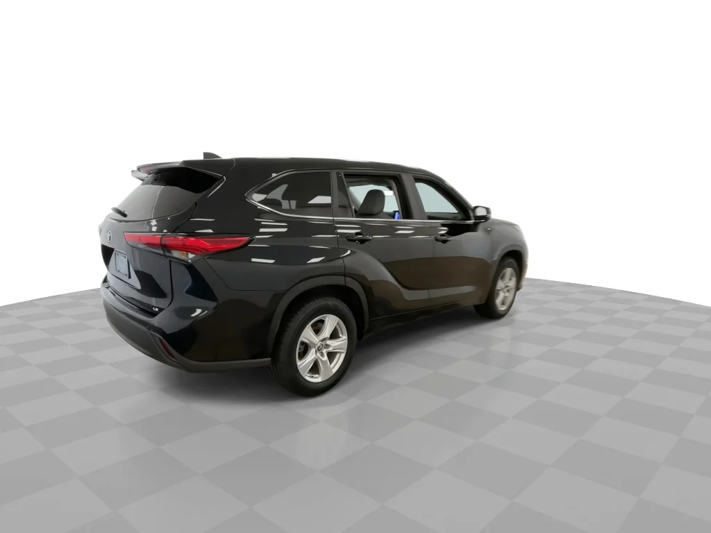 Used 2023 Midnight Black Metallic Toyota LE image 9
