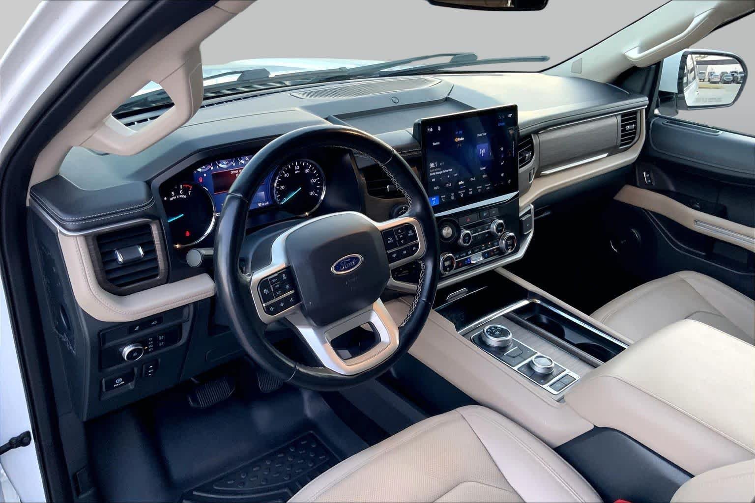 Used 2022 Oxford White Ford Limited image 18